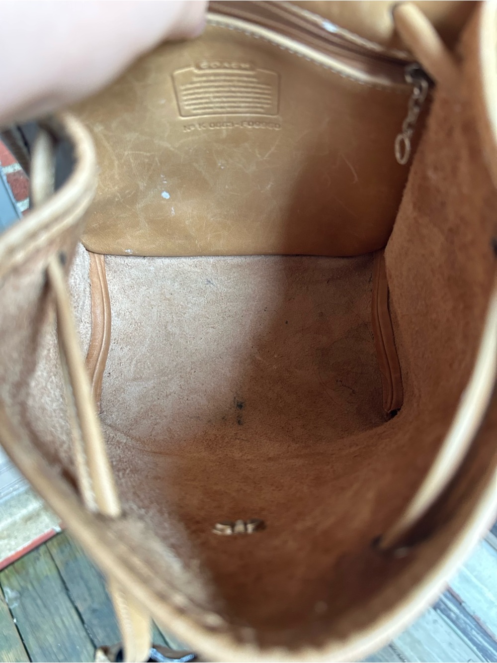Vintage coach daypack 9960 tan burnished leather backpack yellow orange fall y2k - Picture 11 of 14
